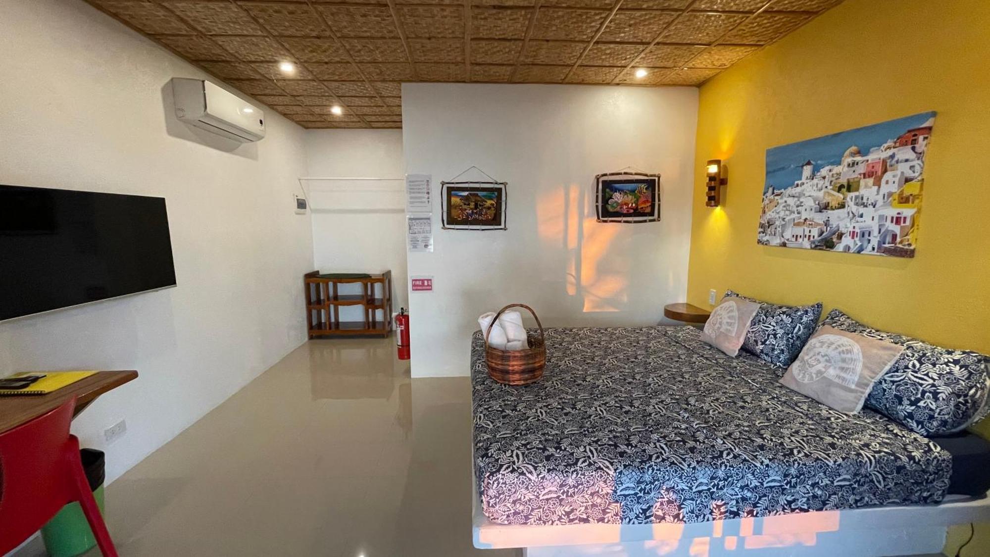 Footprints Beach Resort Agpudlos Экстерьер фото