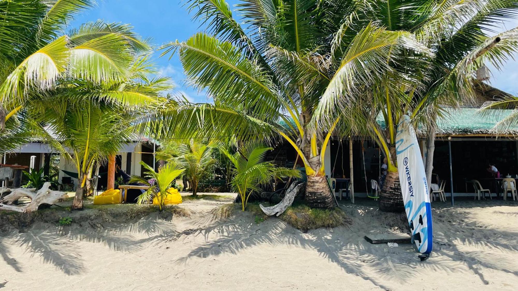 Footprints Beach Resort Agpudlos Экстерьер фото