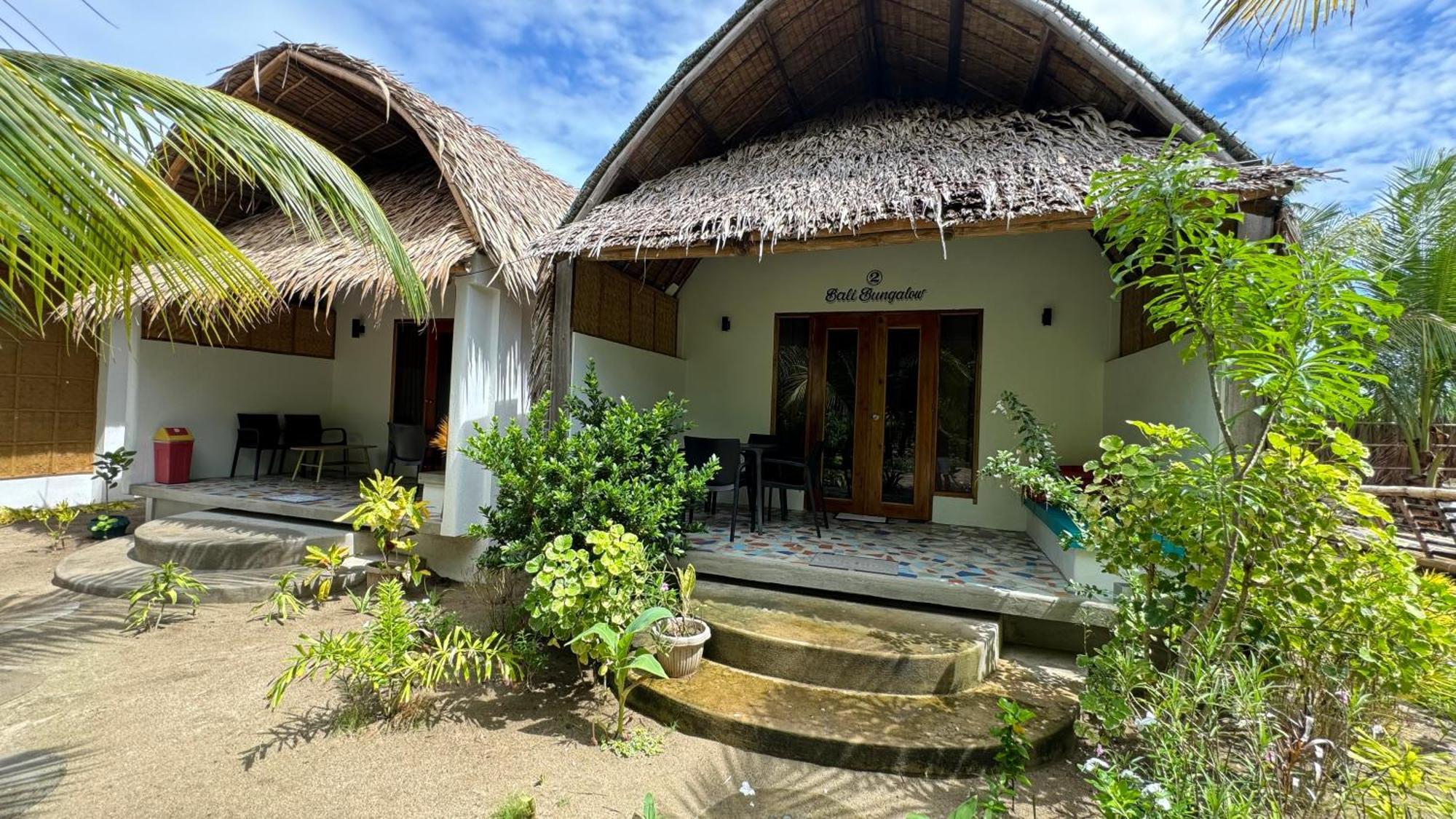 Footprints Beach Resort Agpudlos Экстерьер фото