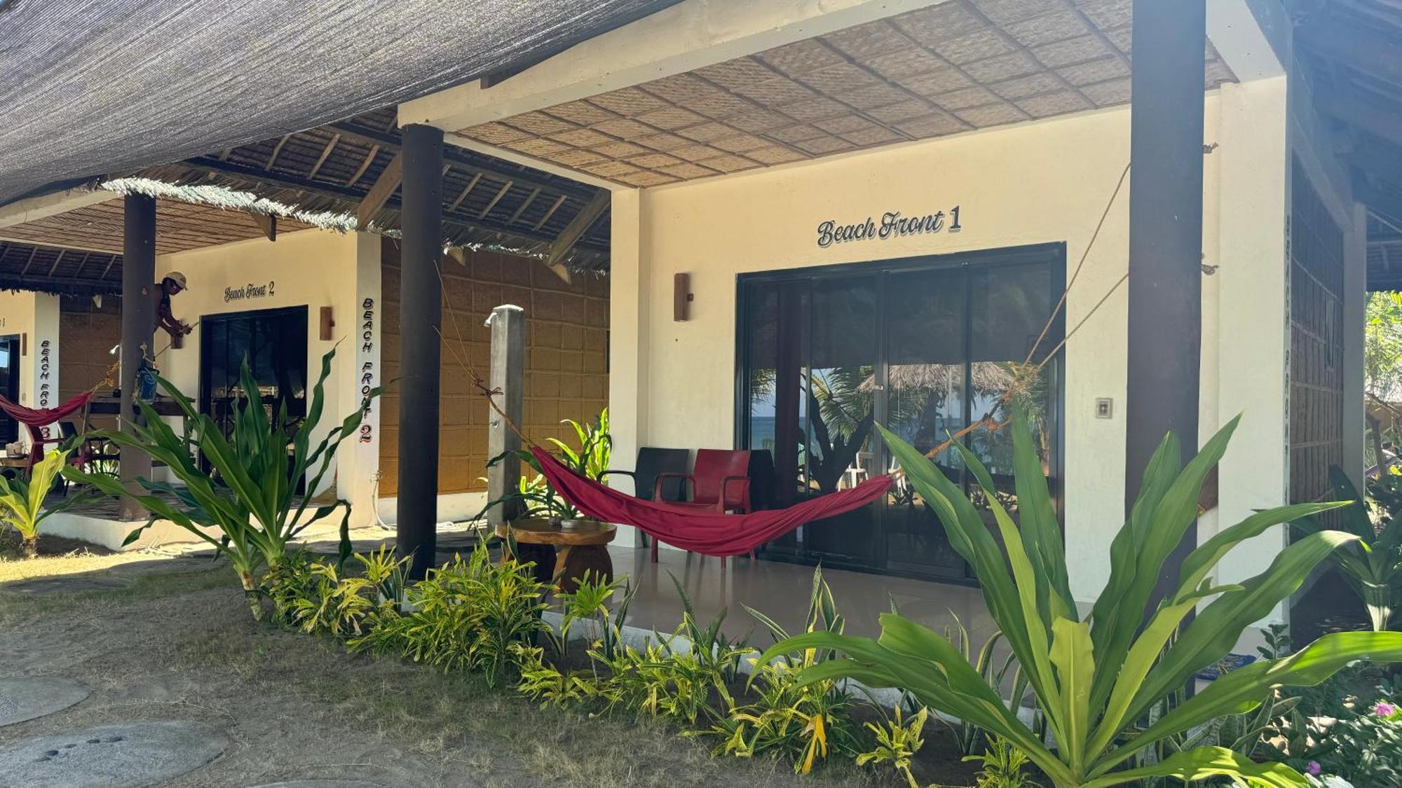 Footprints Beach Resort Agpudlos Экстерьер фото