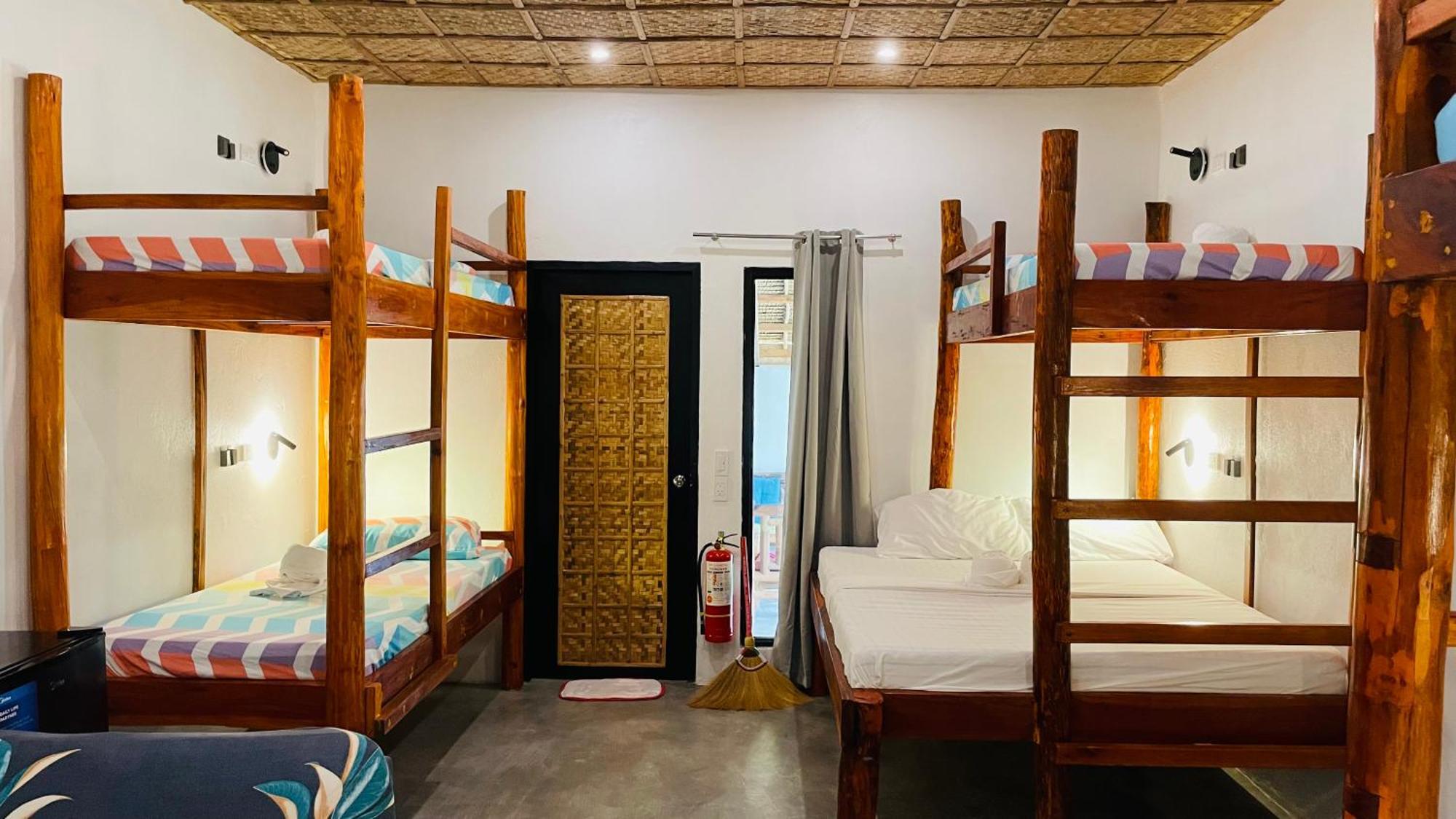 Footprints Beach Resort Agpudlos Экстерьер фото