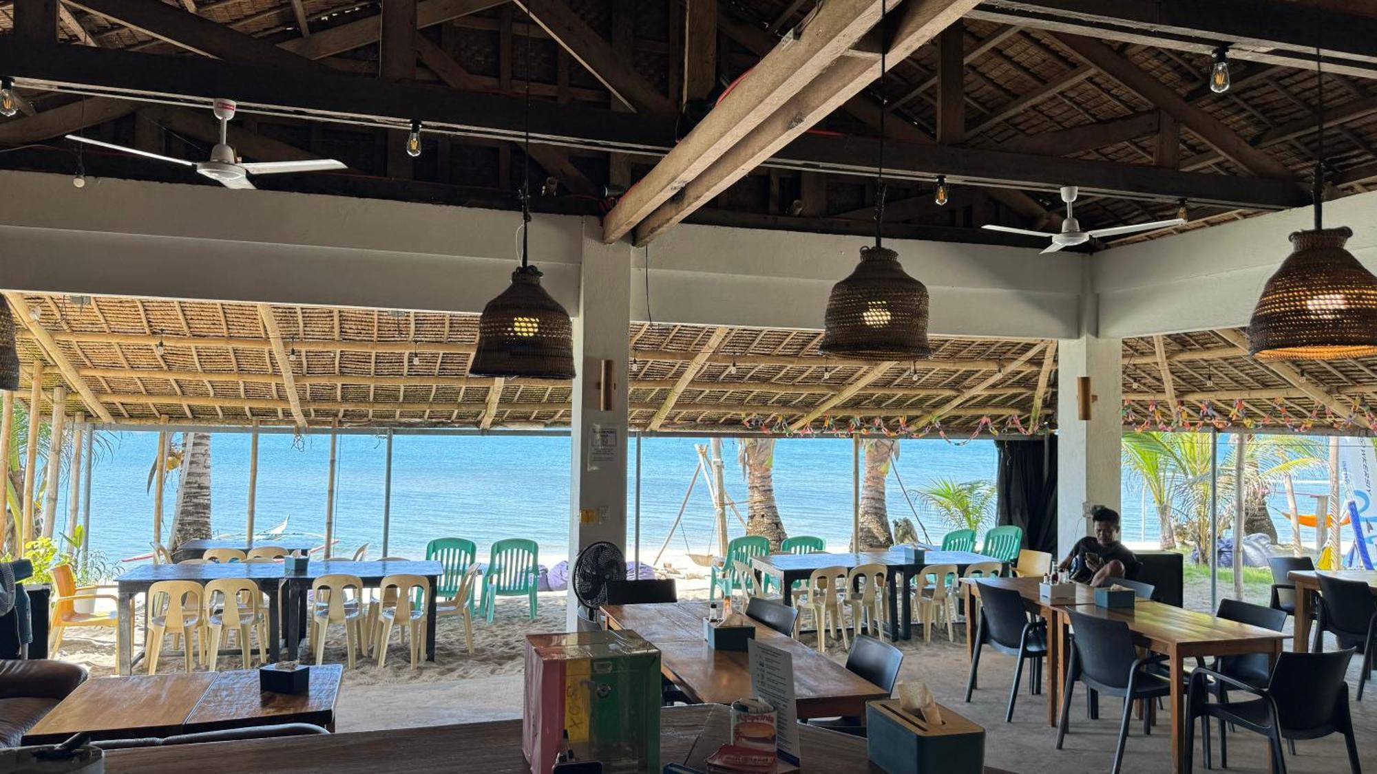 Footprints Beach Resort Agpudlos Экстерьер фото